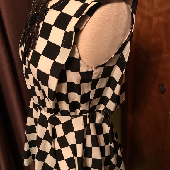 Check Peplum Top - Picture 2 of 5